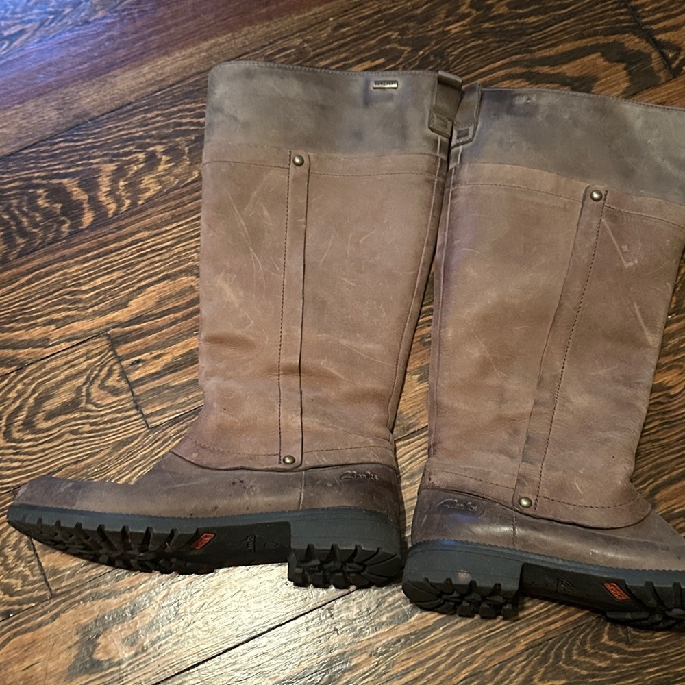 Clarks Women's Brown Heeled Boots